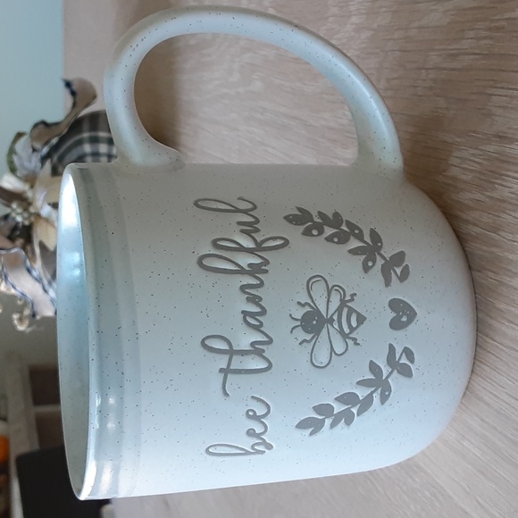 Potter's Corner Dining Bee Thankful Gray Speckled Stoneware Coffee